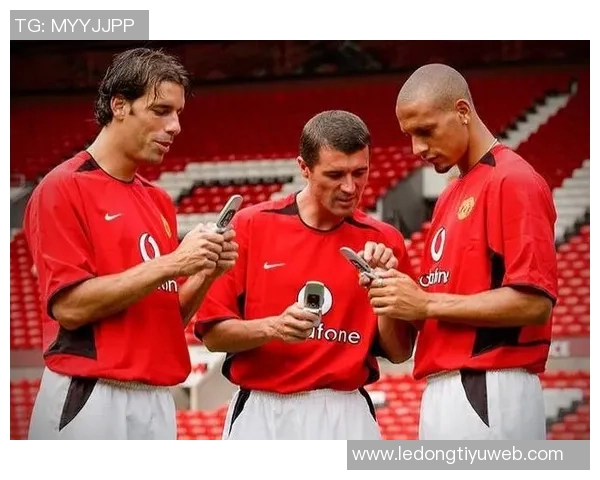 今日趣图：曼联球迷为何能享受每周一次的过年乐趣真是让人羡慕