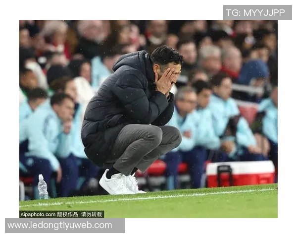 今日趣图：两个月前谁能想到马雷斯卡会在阿莫林和斯洛特前下课的戏剧性转折
